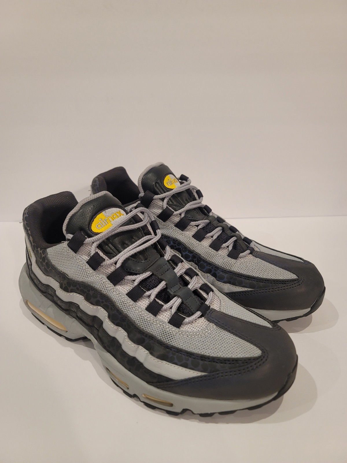 NIKE AIR MAX 95 SE REFLECTIVE OFF NOIR AMARILLO WOLF GREY SZ 11.5 [BQ6523-001]