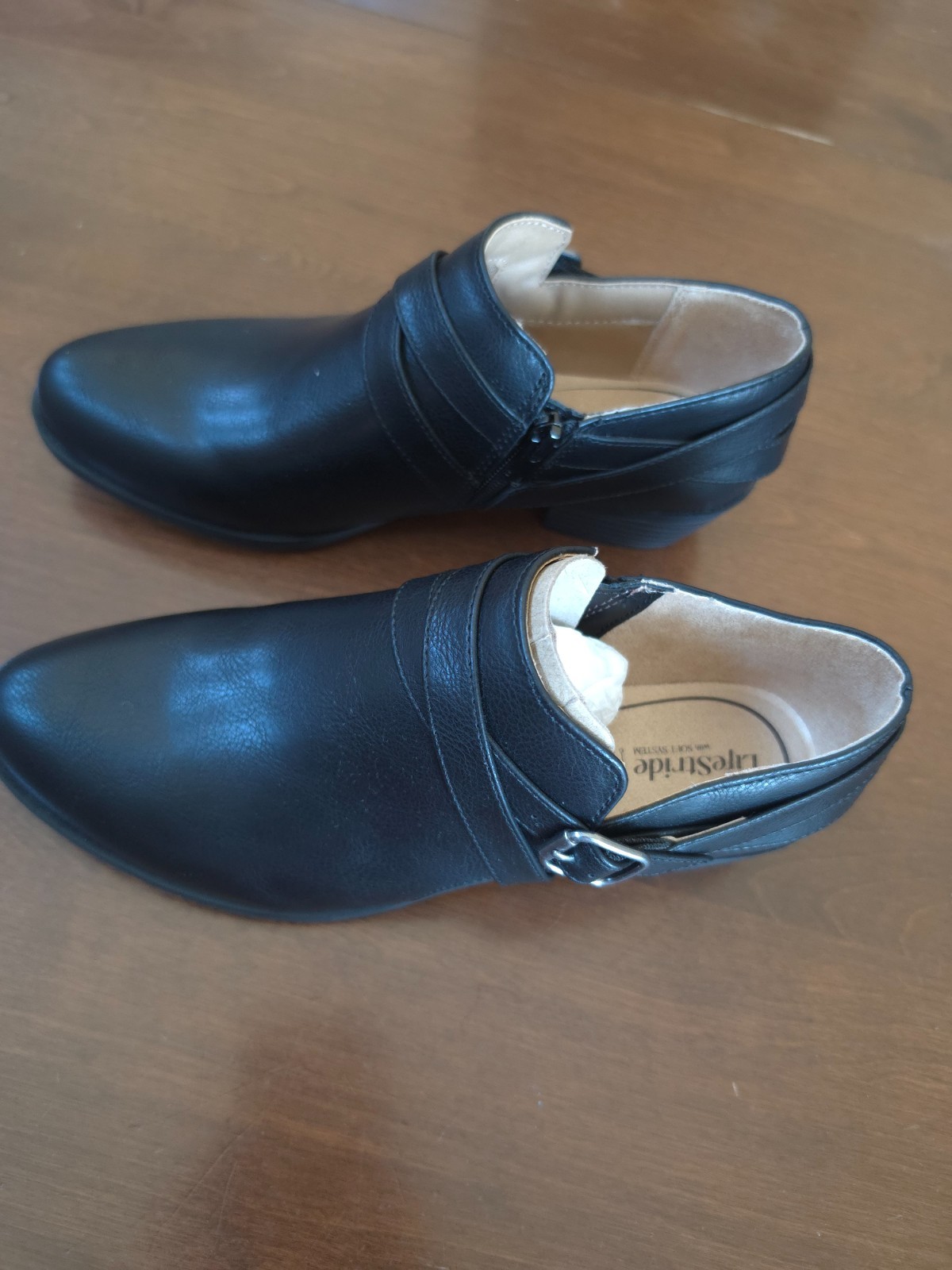 LifeStride Black Buckle Zip Comfort Ankle Bootie Women’s Size 8