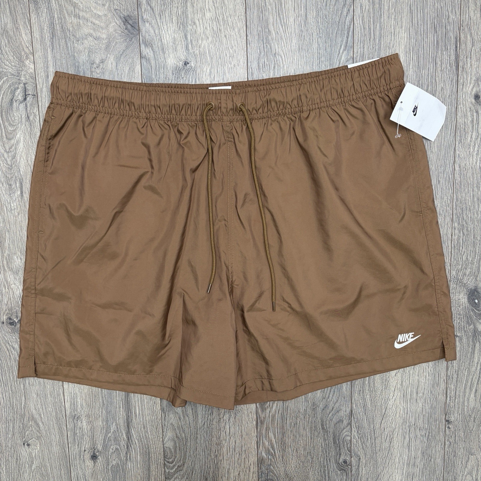 Nike Woven Shorts Size 2XL Mens Brown Club Flow Above Knee Length