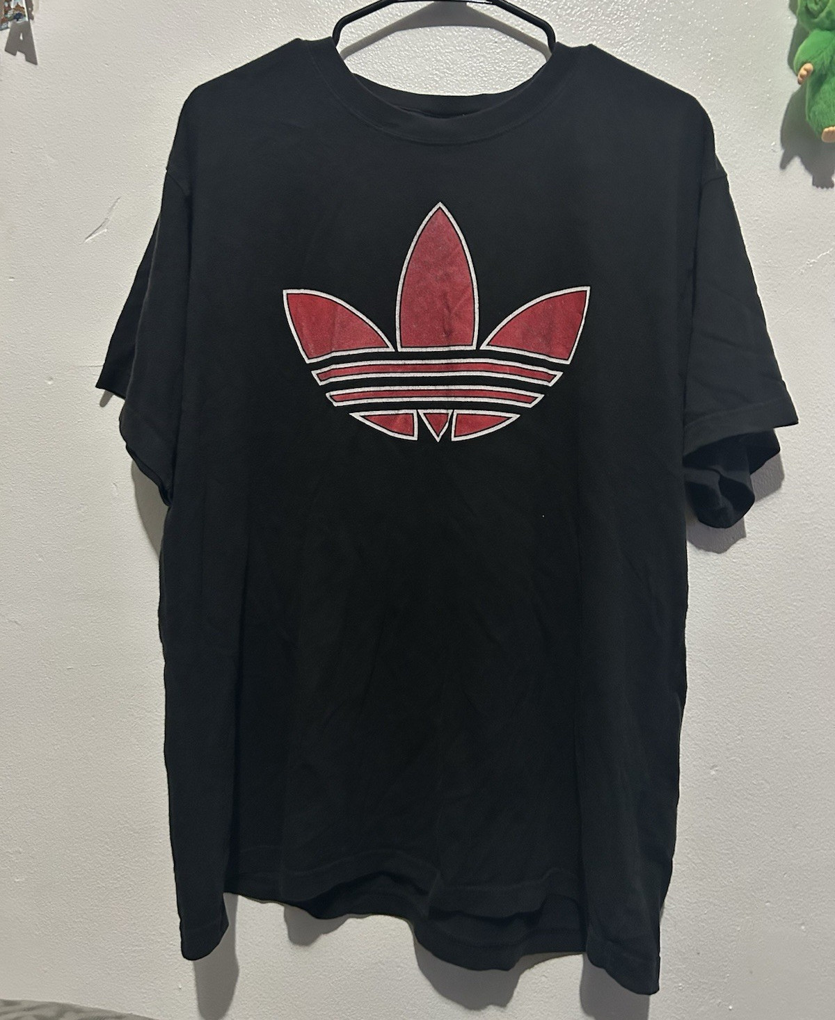 adidas Originals Black Red Trefoil Logo Graphic Tee Men’s L Crew Neck Cotton
