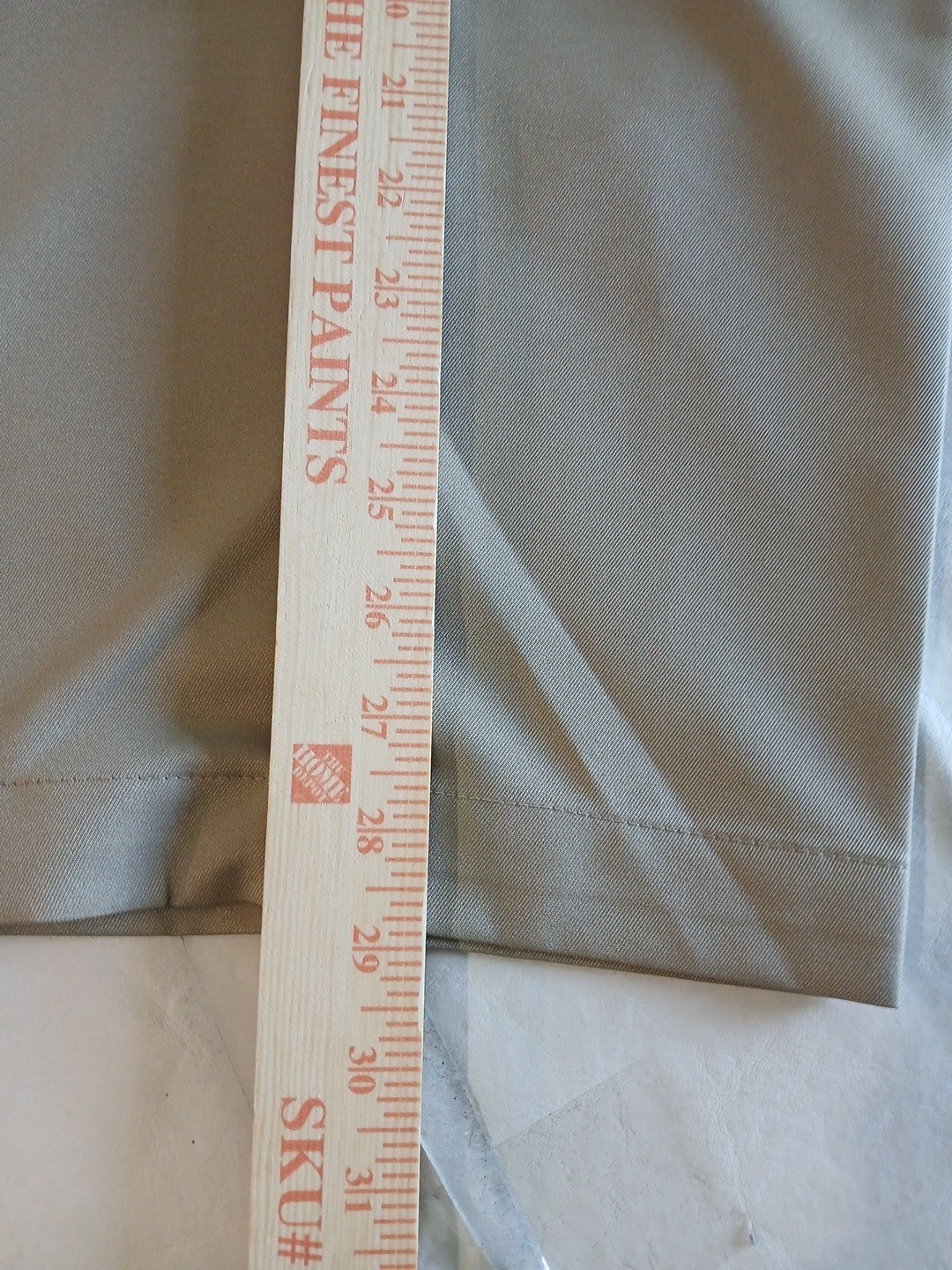 OAK HILL BEIGE STRAIGHT LEG CHINO MEN’S PANTS IN SIZE 48X30