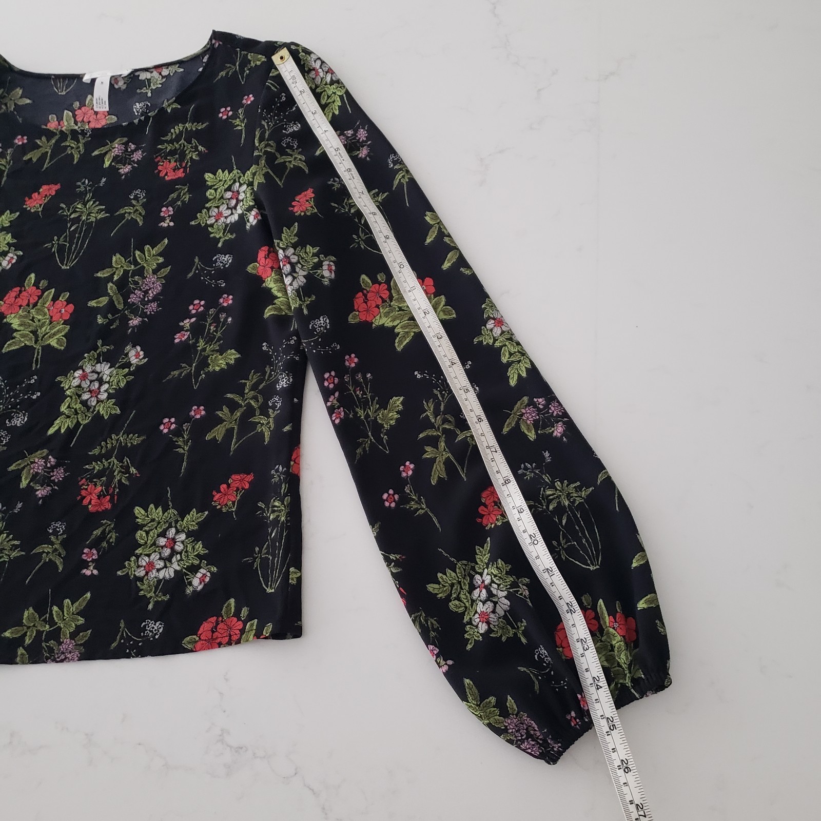 Nordstrom Leith Womens Size Medium Black Floral Blouse Top Long Sleeve Red Green
