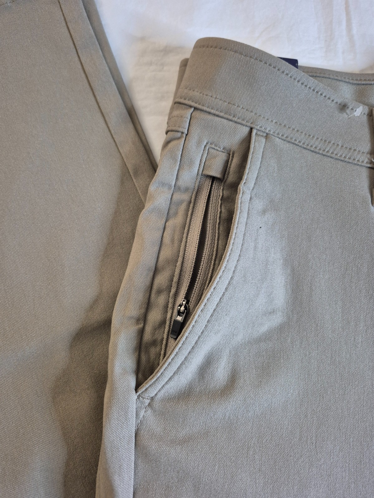 Weatherproof Vintage Men’s Tech Pant Straight Water Resistant TAN 32×34, NEW