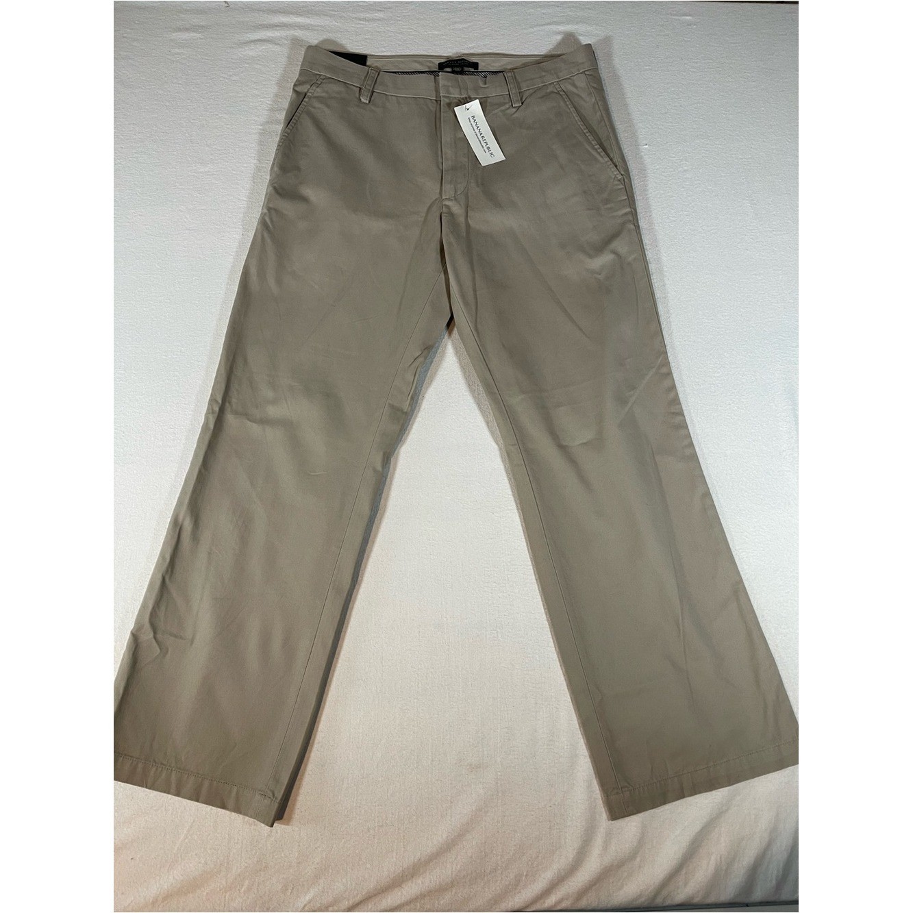 Banana Republic Dawson Chino 32×30 Relaxed Fit Men’s Tan Straight-Leg 100%Cotton