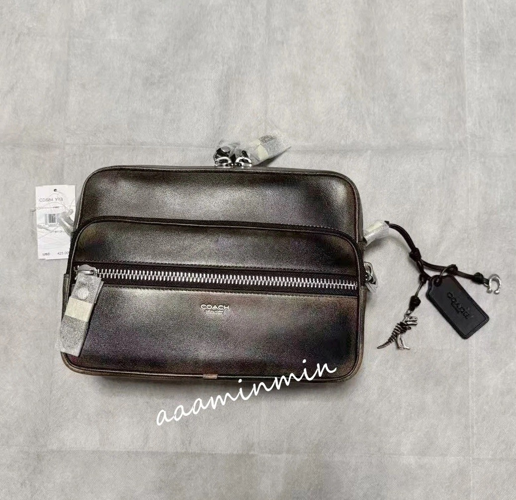 NWT Coach Dakota Crossbody Bag In Loved Leather CDS84 Black/Light Tan