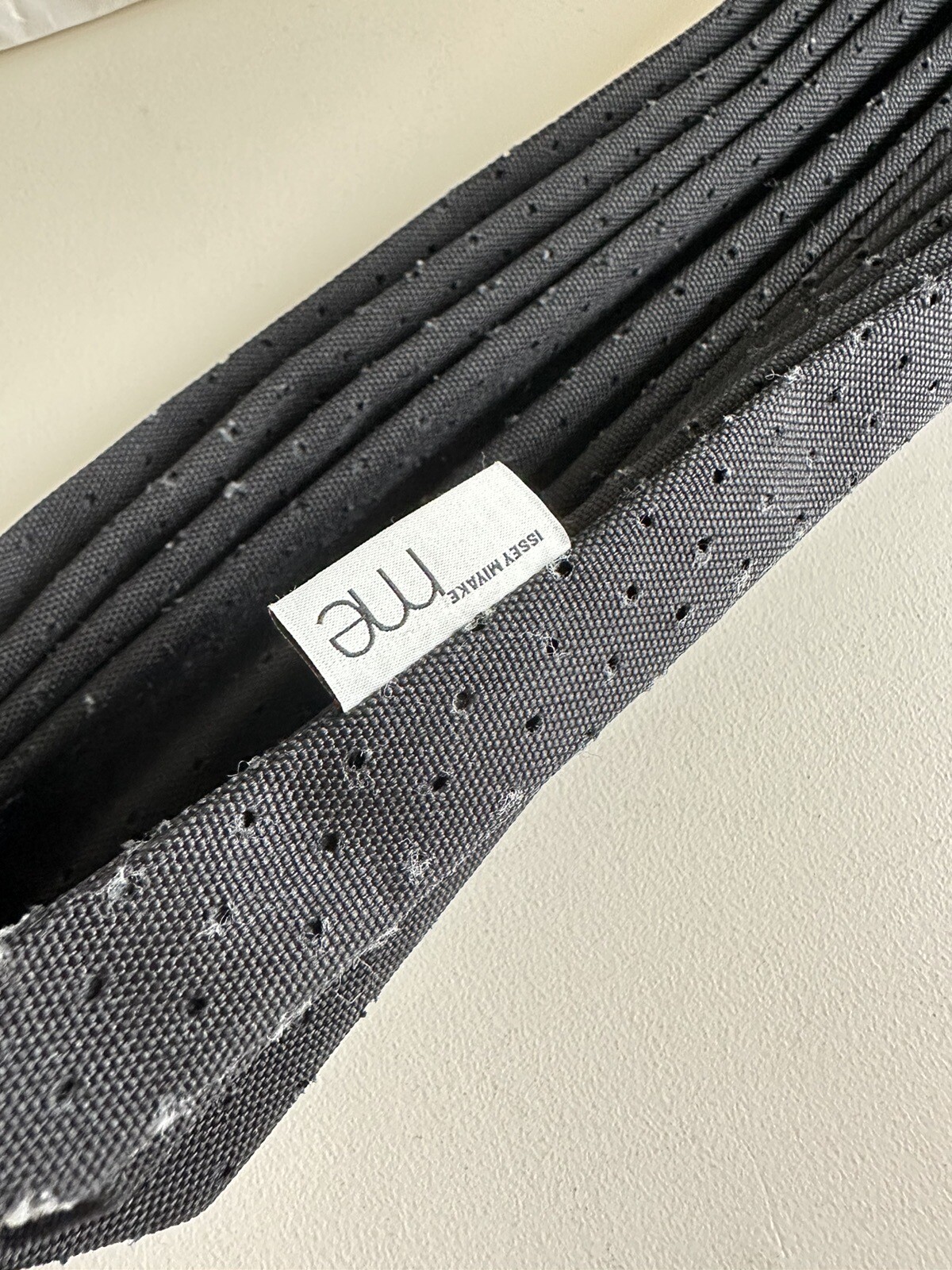 100% Authentic me ISSEY MIYAKE Recycled Polyester Trunk Pleats Bag
