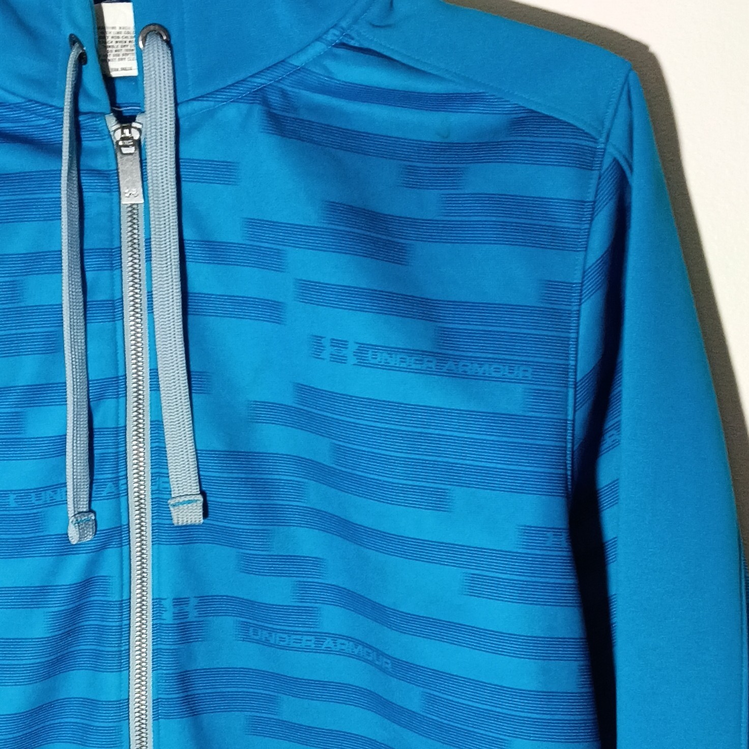 UNDER ARMOUR MENS LOOSE FIT BLUE STRIPE FULL ZIP HOODED JACKET SIZE LARGE
