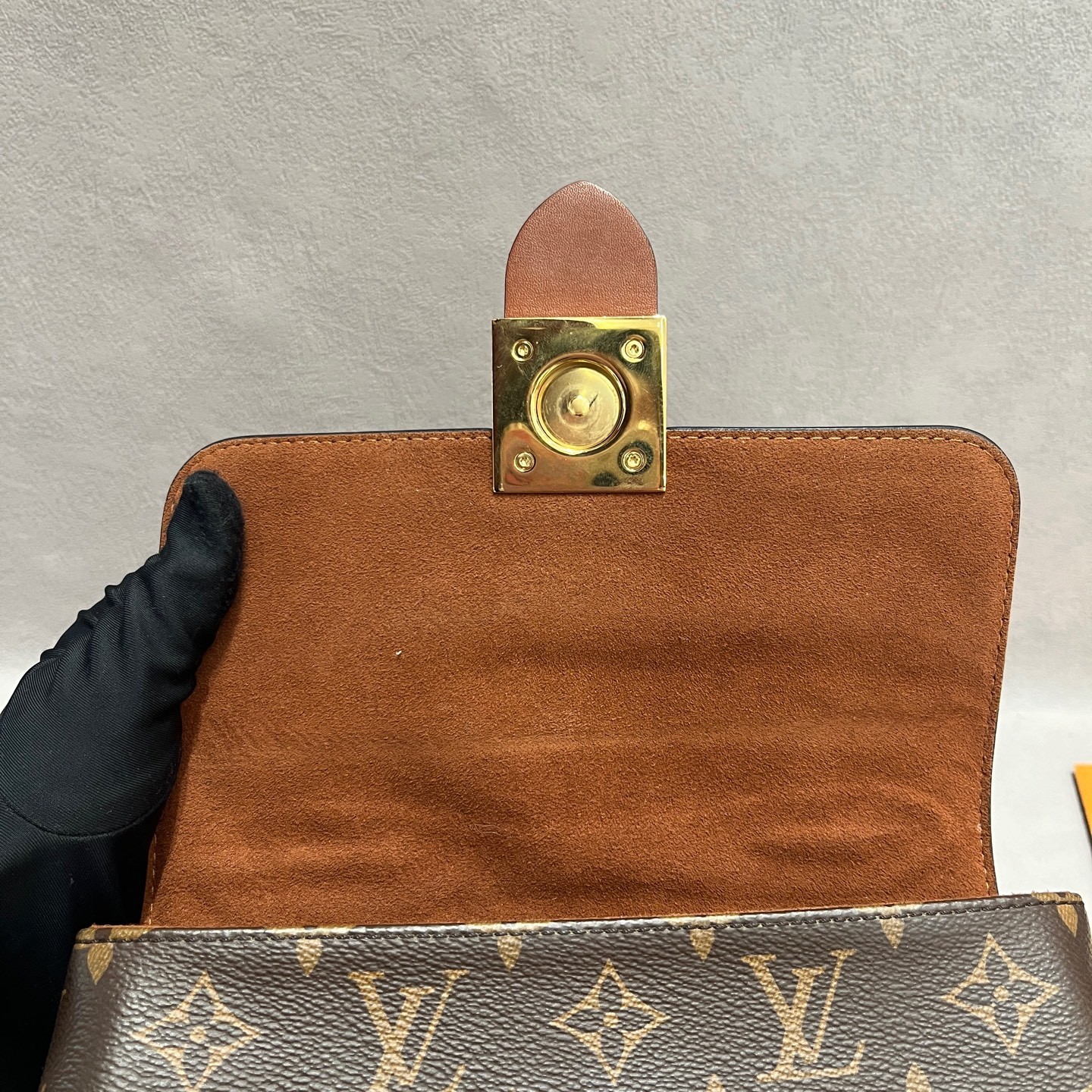 Louis Vuitton Locky BB Small Brown Monogram Caramel Top Handle Crossbody US Ship