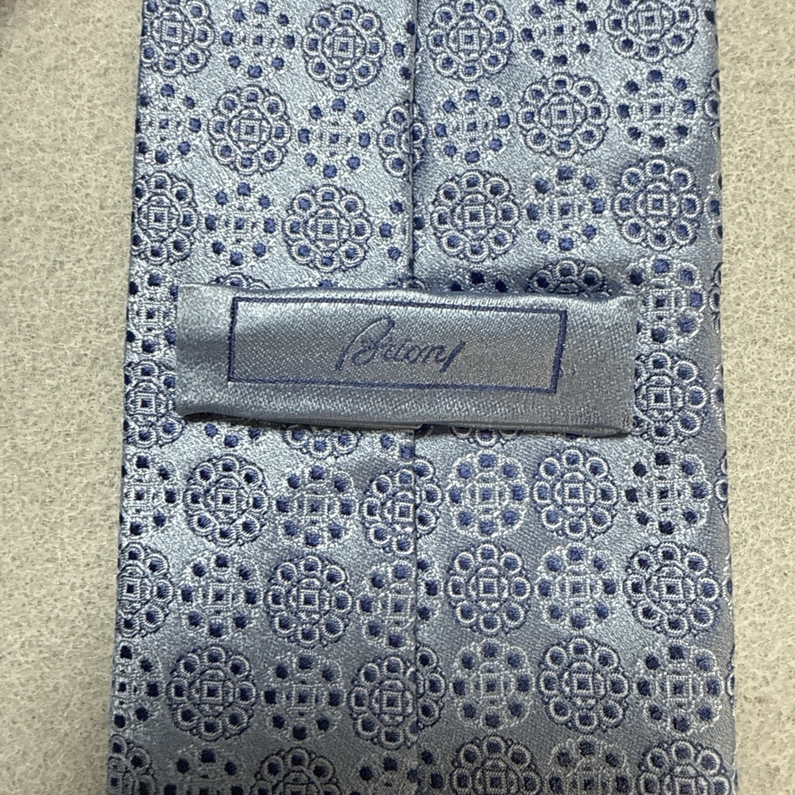 Brioni Silk Tie Blue Silver Medallion Floral Geometric Pattern 9cm Made in Italy