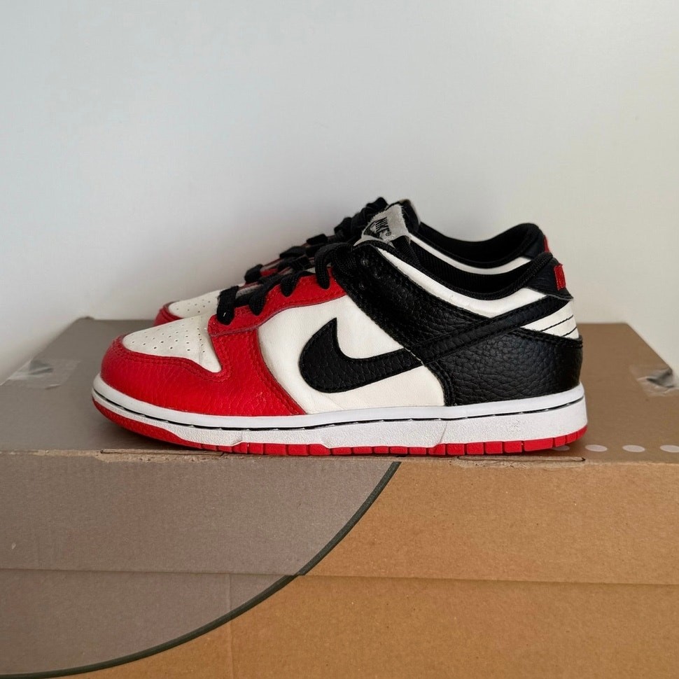 Nike Dunk Low EMB ‘Chicago’ Kids Sneakers DC9564-100- SZ 13 C