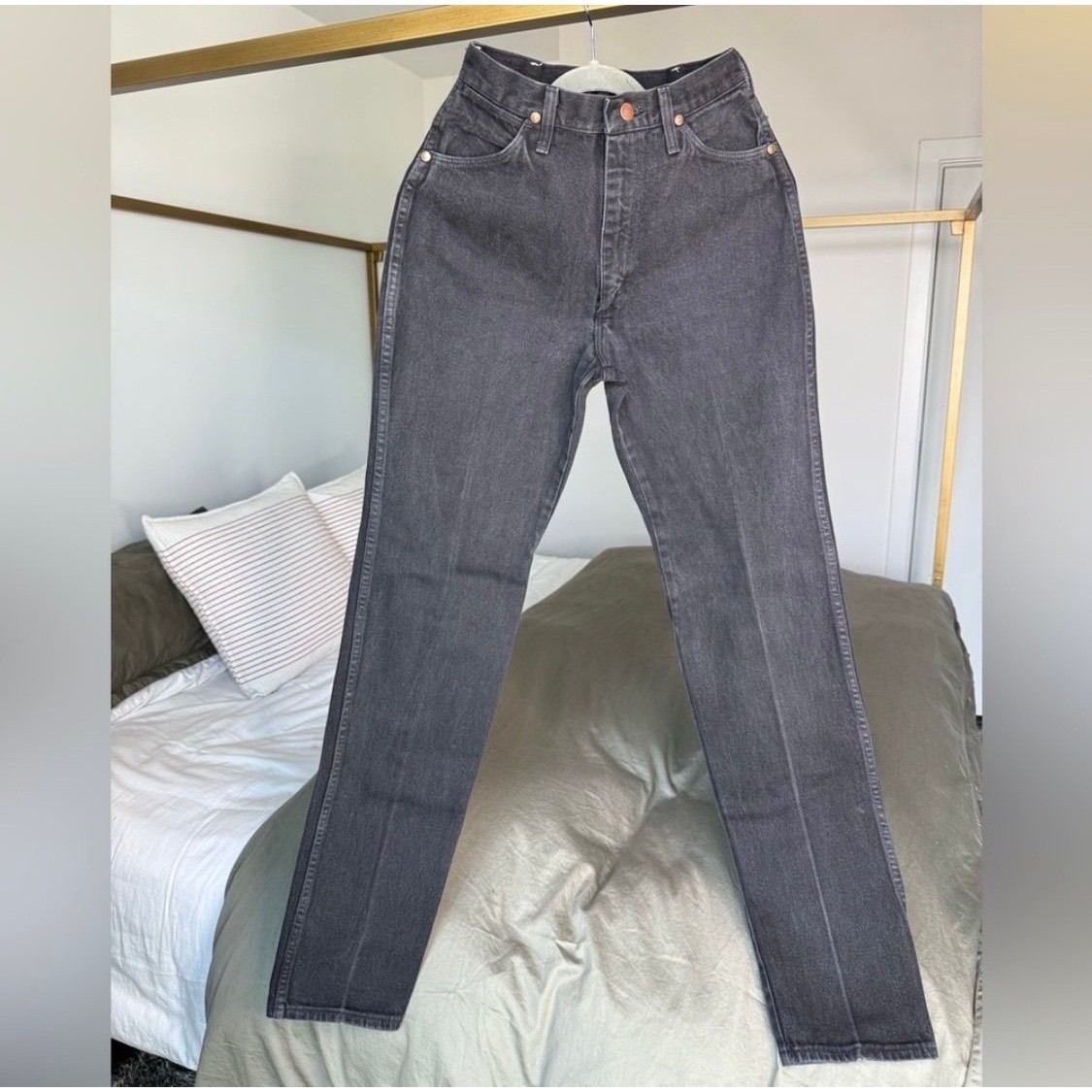 VINTAGE WRANGLERS 13MWZ Black Jeans 26×35 Tall Made in USA 100% Cotton RARE