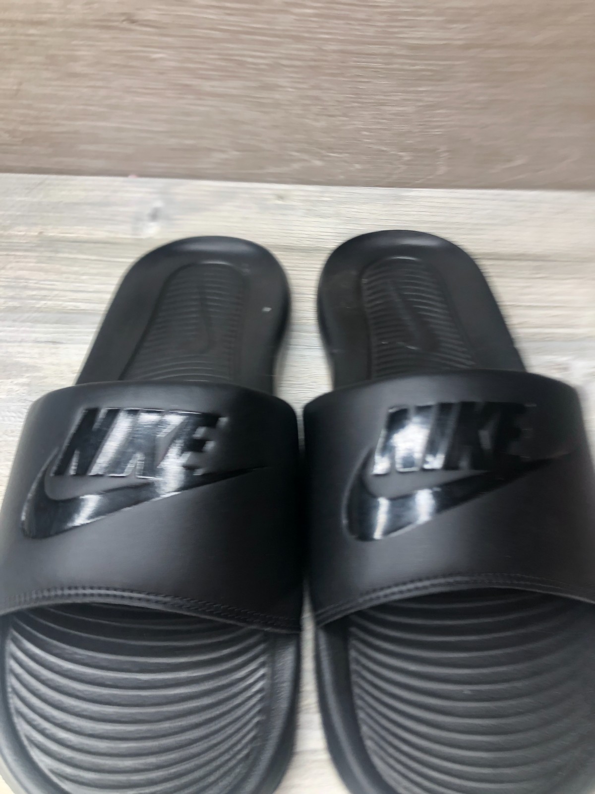 *NEW* Men NIKE VICTORI ONE SLIDES BLACK/BLACK Sz 10M