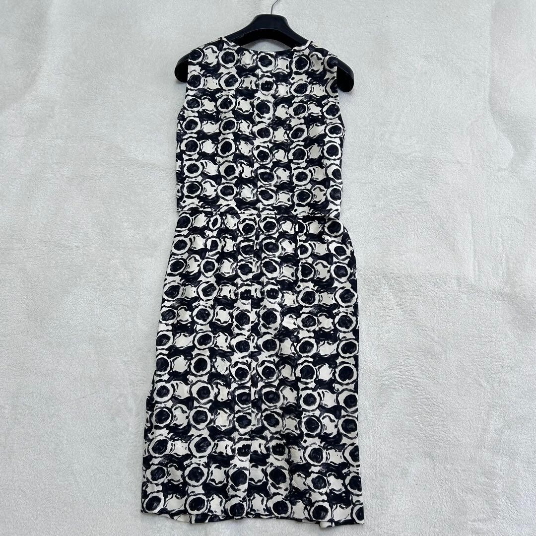 Max Mara Geometric Silk Sheath Dress Black White Sleeveless Lined Auth