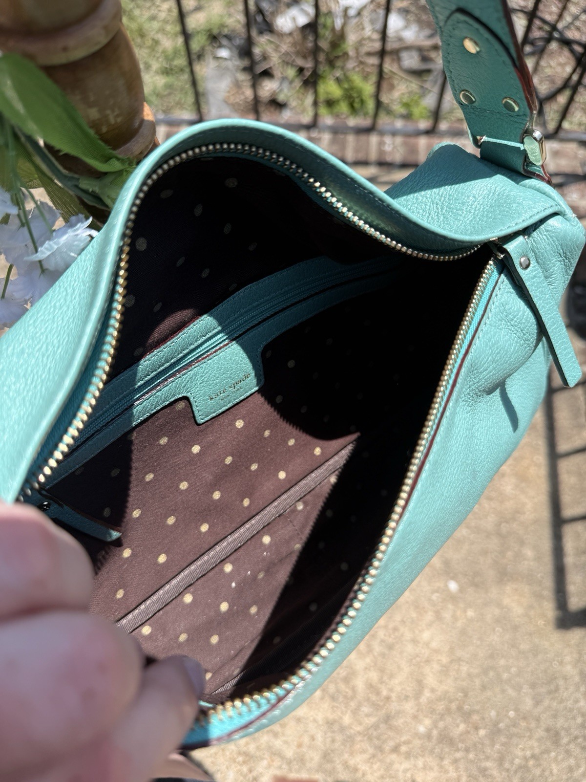 kate spade new york Green Pebbled Shoulder Bag Gold Hardware Zip, Inner Pockets