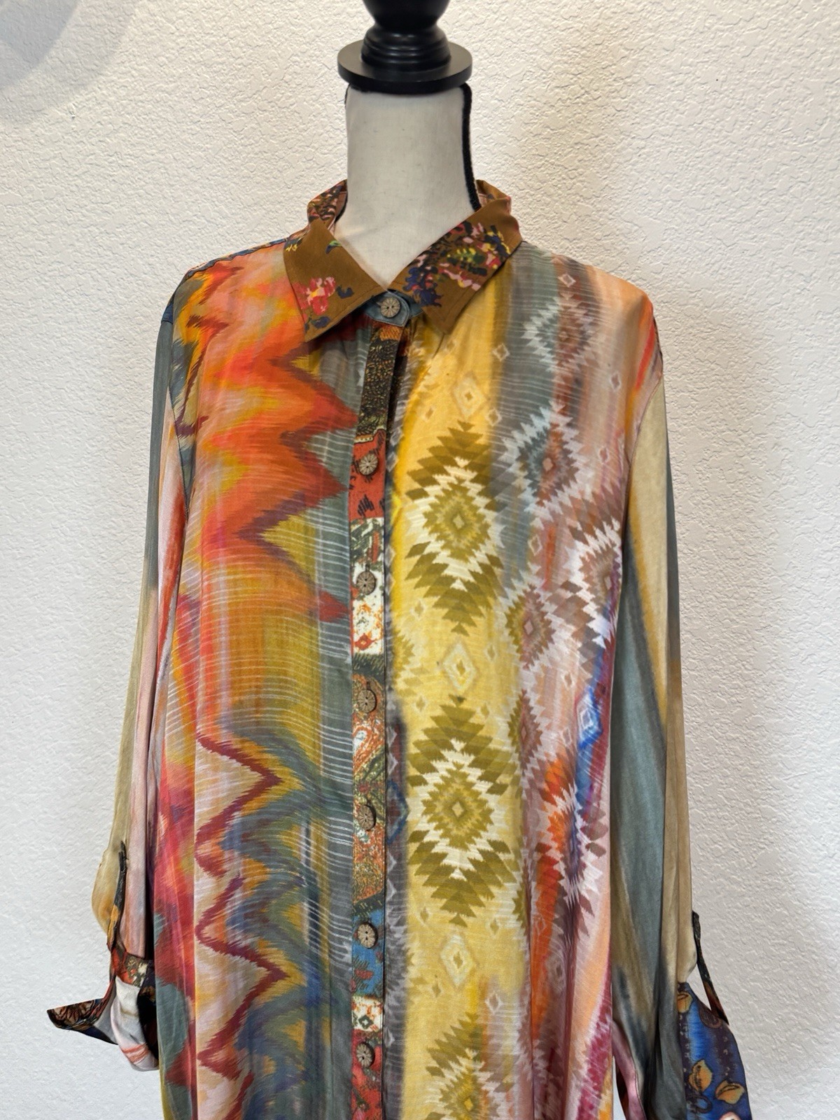 John Mark Size 2X Floral Roll-Tab Sleeve southwestern-inspired multi-print NWT
