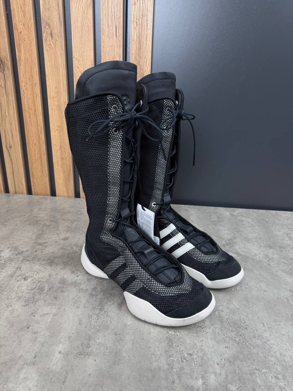 Adidas Y-3 Regu Boot Black/Talc Size 37 1/3