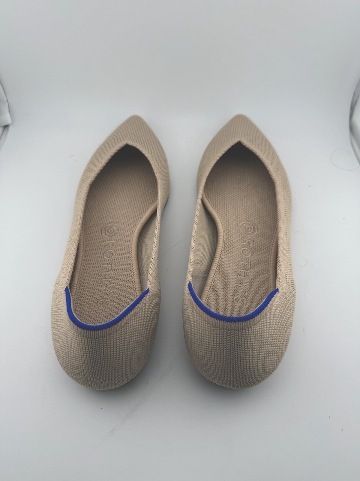 Rothy’s Women’s Beige/Blue Knit Pointed Toe Ballet Flats Slip-On US 8.5