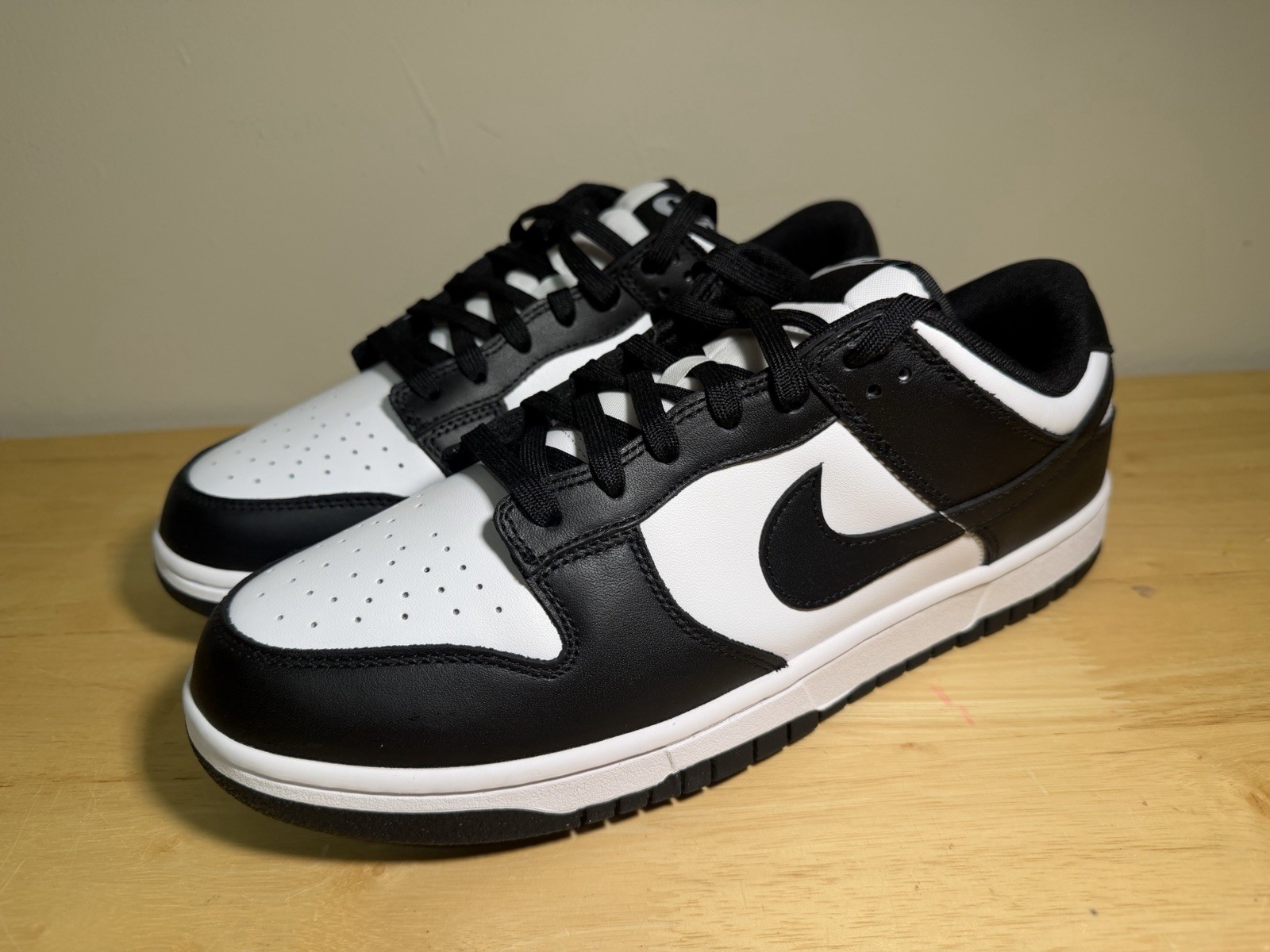 Nike Dunk Low Retro DD1391-100 – Size 11.5 – White Black Panda Shoes