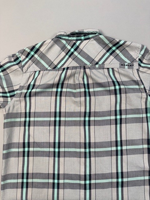 Oakley Shirt Mens Medium Gray Mint Green Plaid Thermogauge Long Sleeve Button-Up
