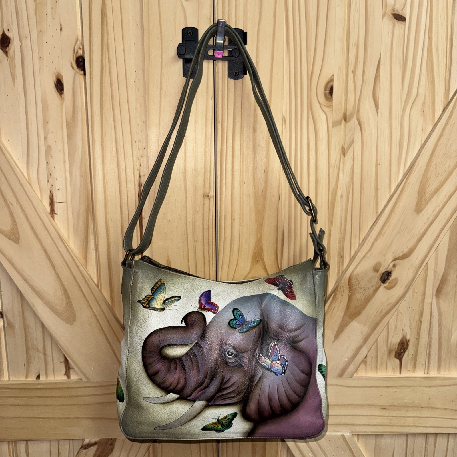 Anuschka GENTLE GIANT Elephant Convertible Purse 12.75″x9.75″x2″ Painted Leather
