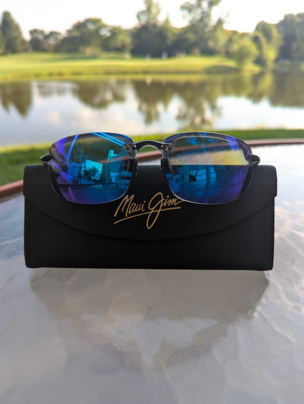 Maui Jim Ho’okipa MJ907-02 Translucent Frame Blue Lens Polarized Sunglasses Case
