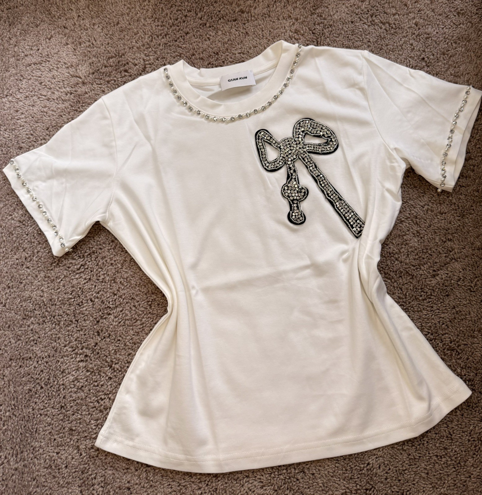 White T Shirt With Beautiful Applications