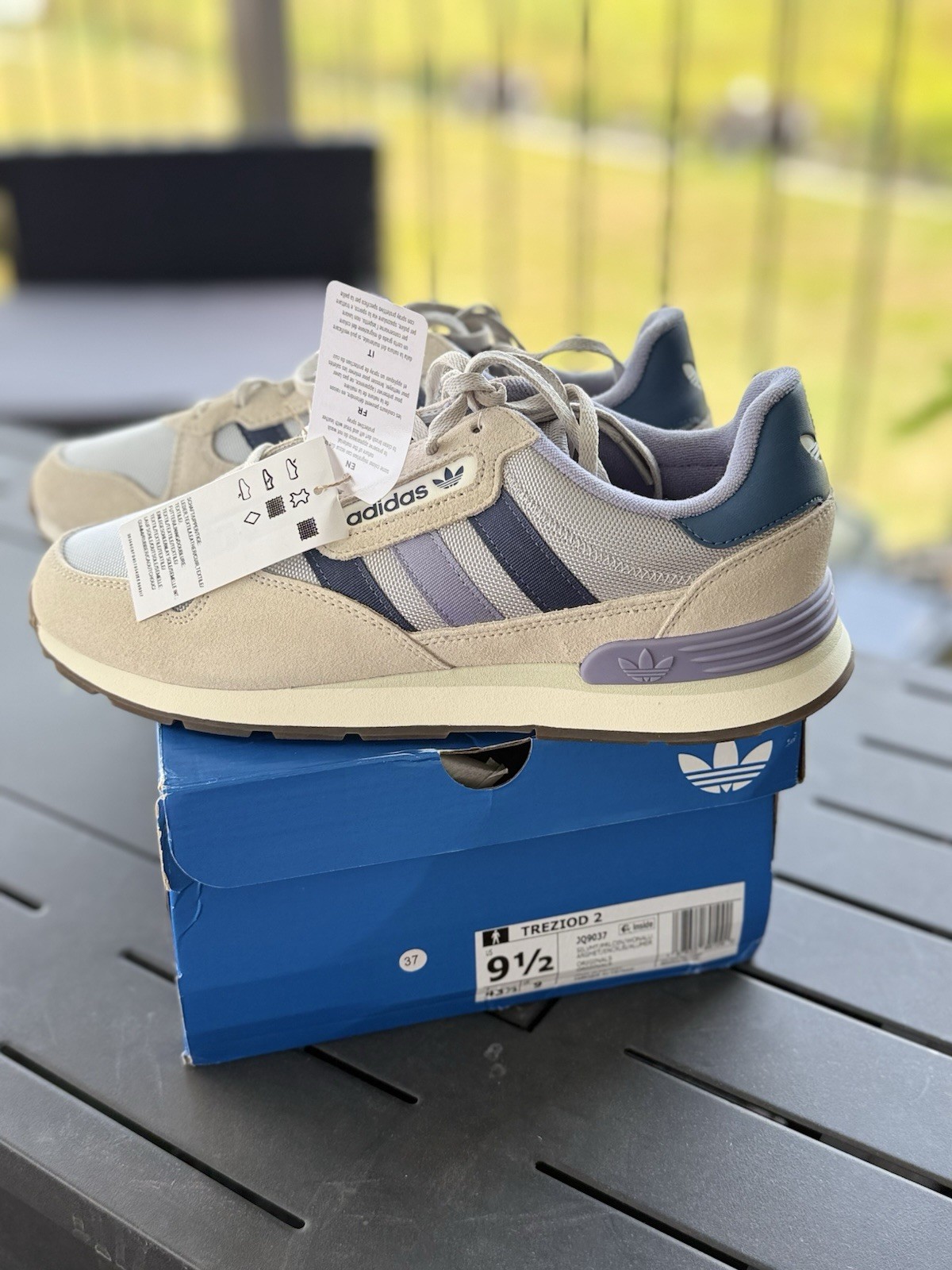 Men’s adidas Treziod 2 Size 9 1/2