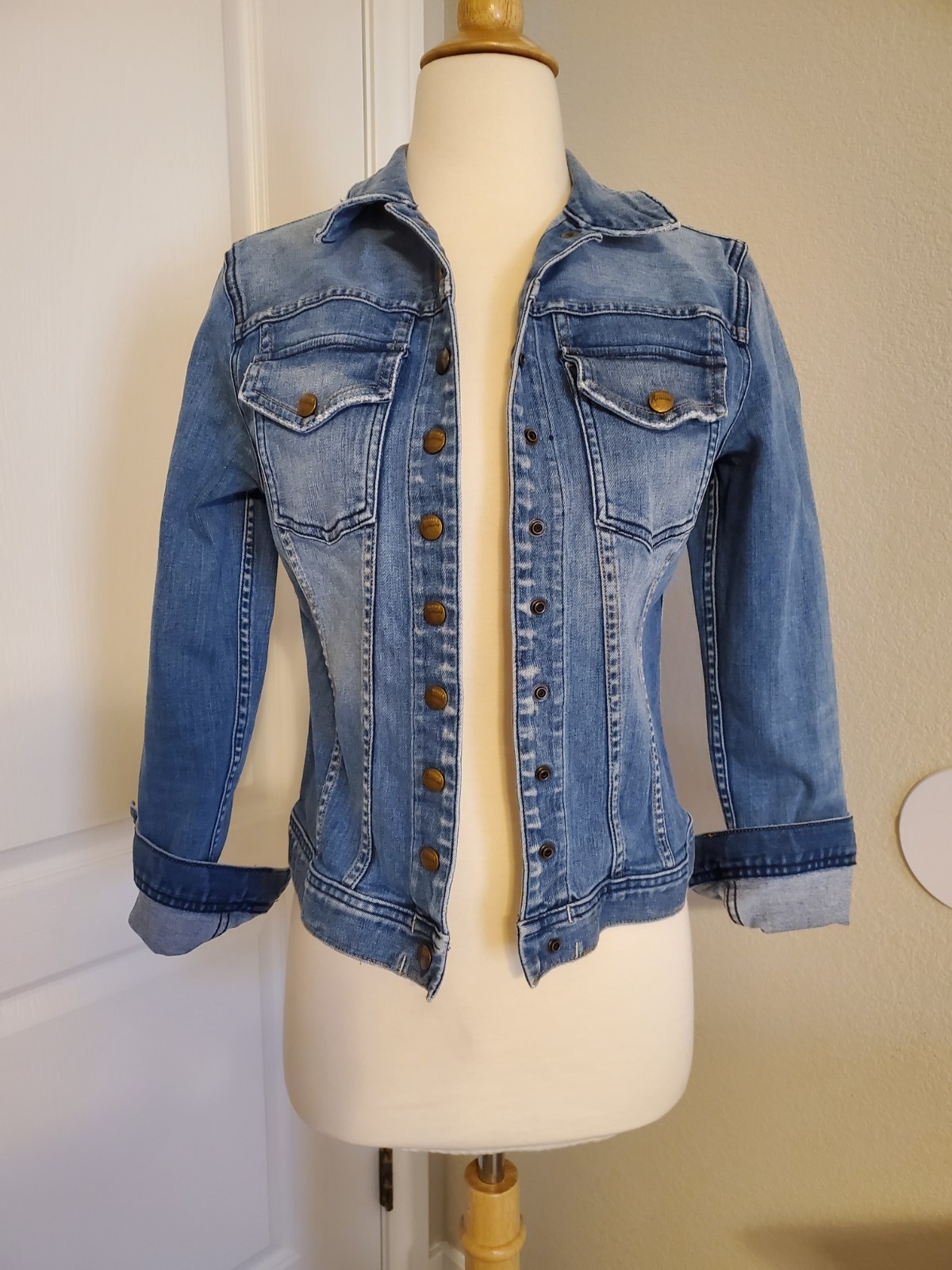 Guess by Marciano No 82 Rebel Blue Jean Jacket Snap Front S