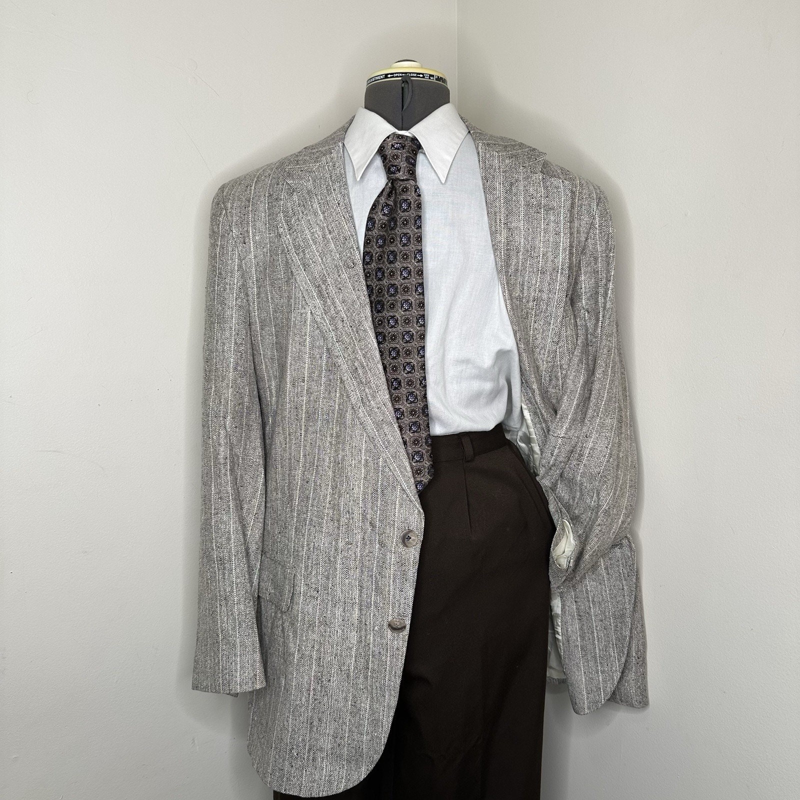 Mens 44L Blazer Silk Gray Striped 2 Button 2XL 48″ Sport Coat Suit Jacket USA