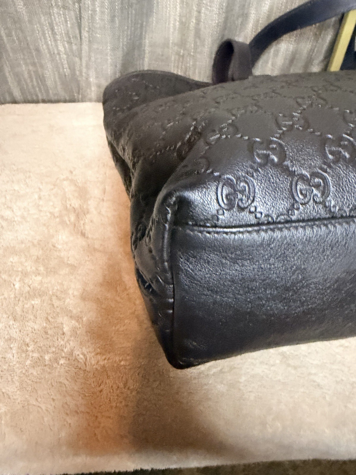 Gucci GG Supreme Monogram Black Shopping Tote Purse Bag Leather MINT