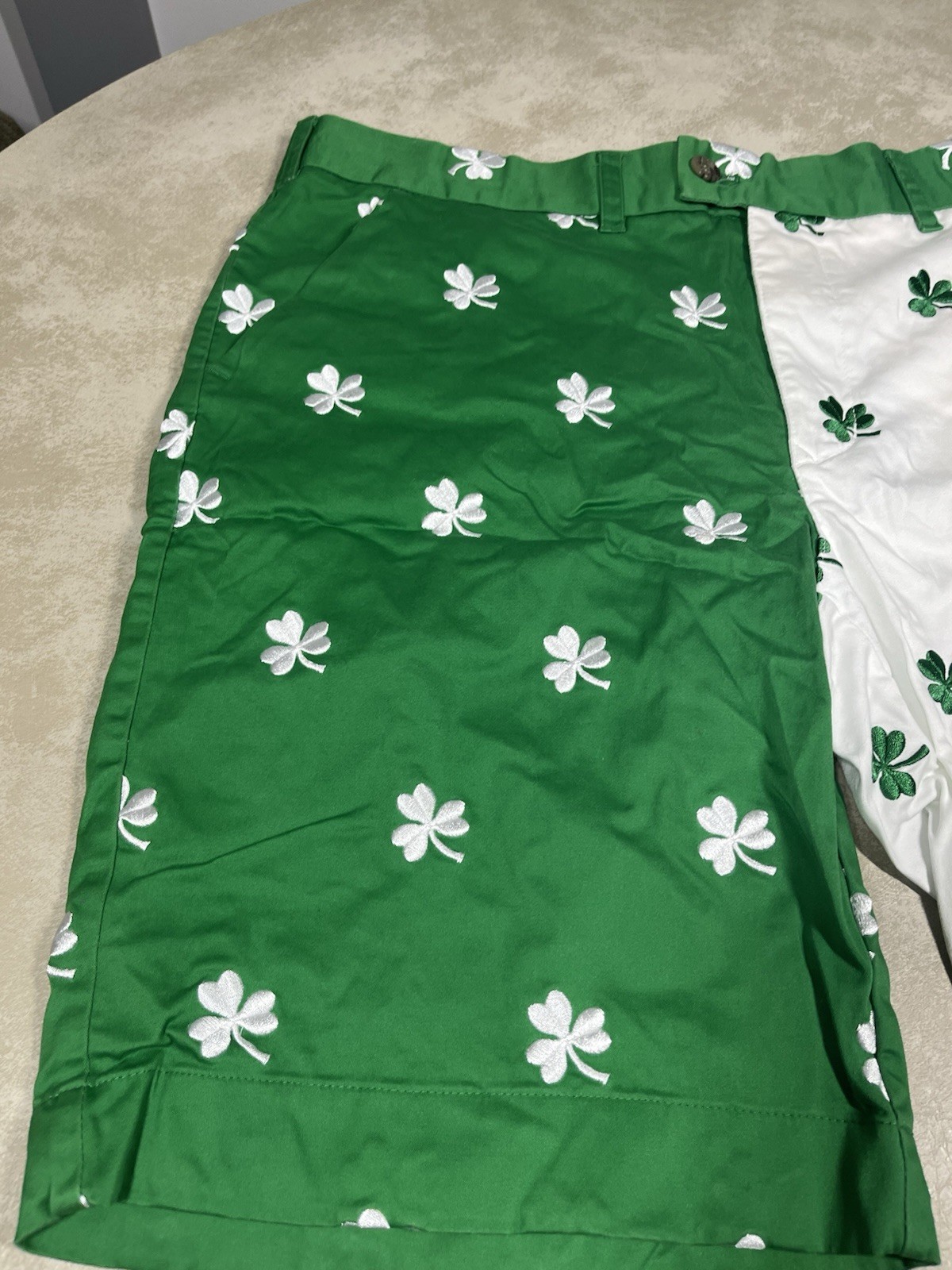 Loudmouth Green White Shamrock Golf Shorts Size 38 1395