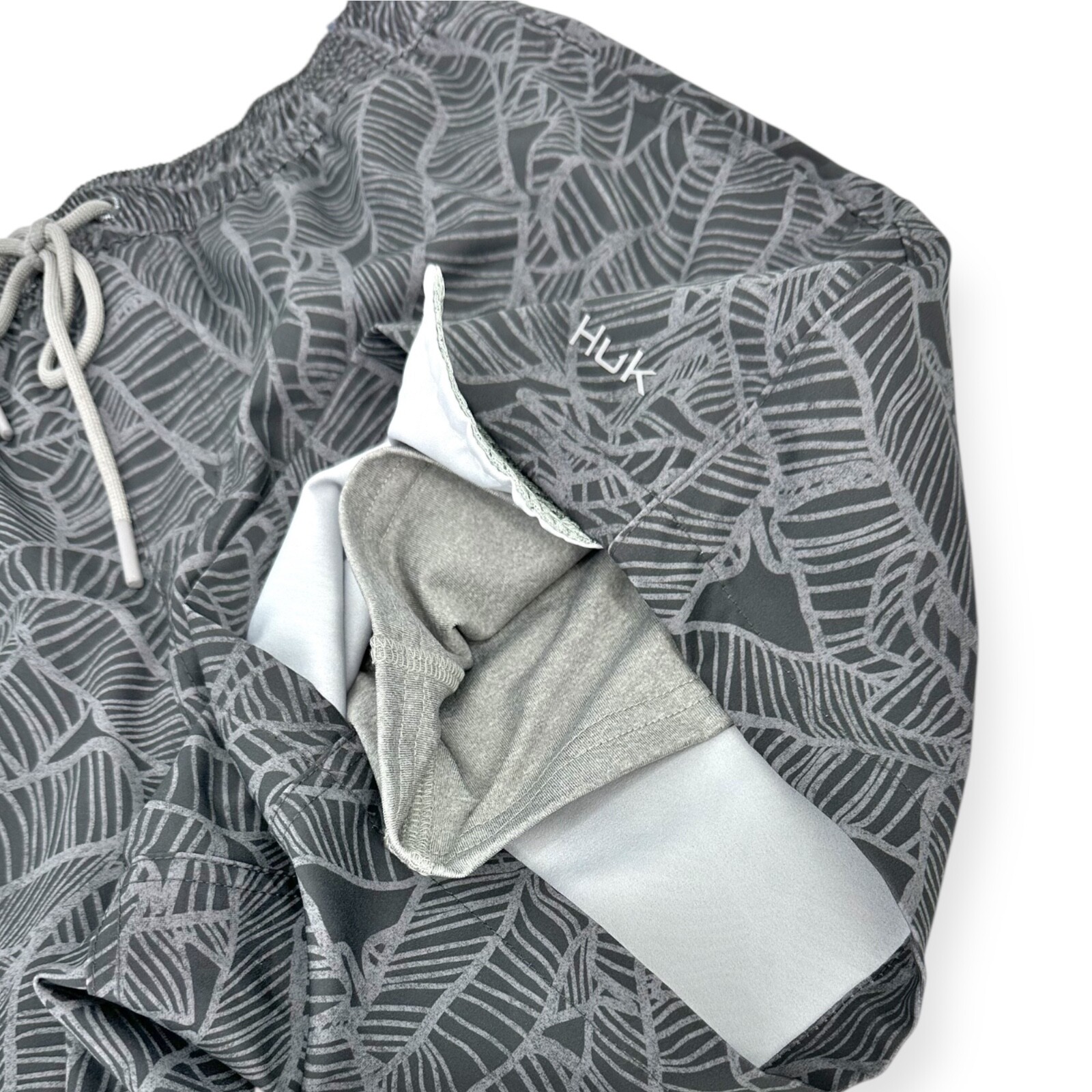 HUK Swim Trunks Linear Leaf LINED Volley Hybrid Short Size XXL NWT Volcanic Ash
