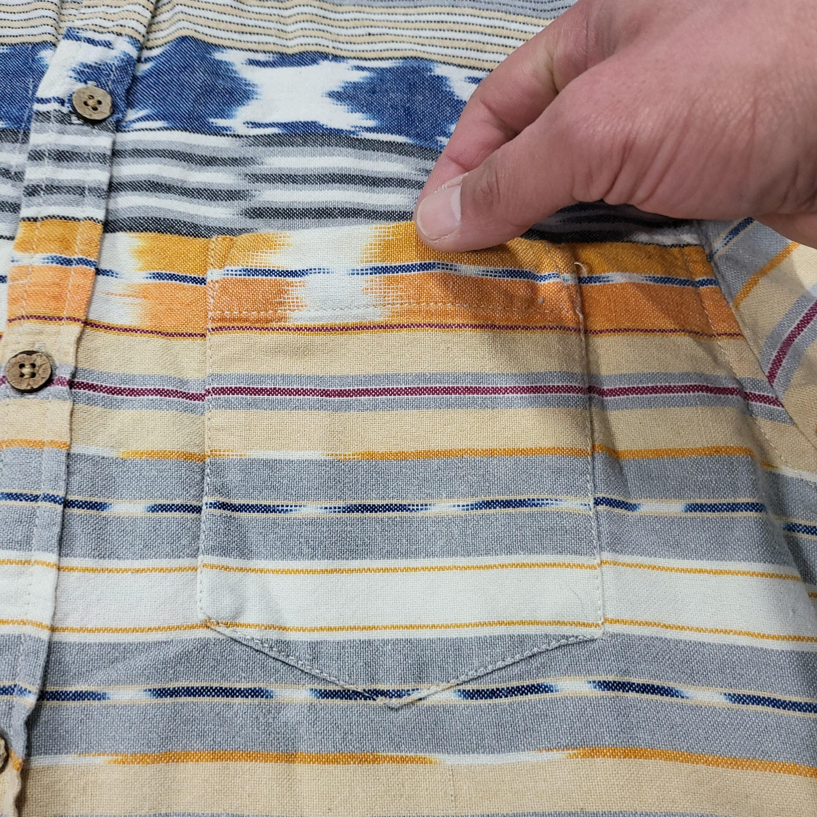 7 Diamonds Shirt Mens Large Southwestern Stripe Cuffed Short Sleeve Cotton Logo