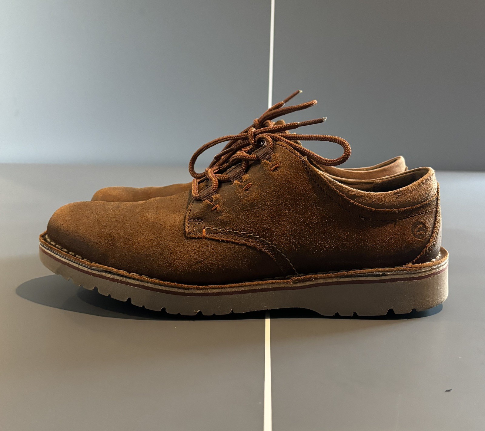 Clark’s Men’s Eastford Low Oxfords Dark Brown Leather Size 8.5 (Fits like 9.5)