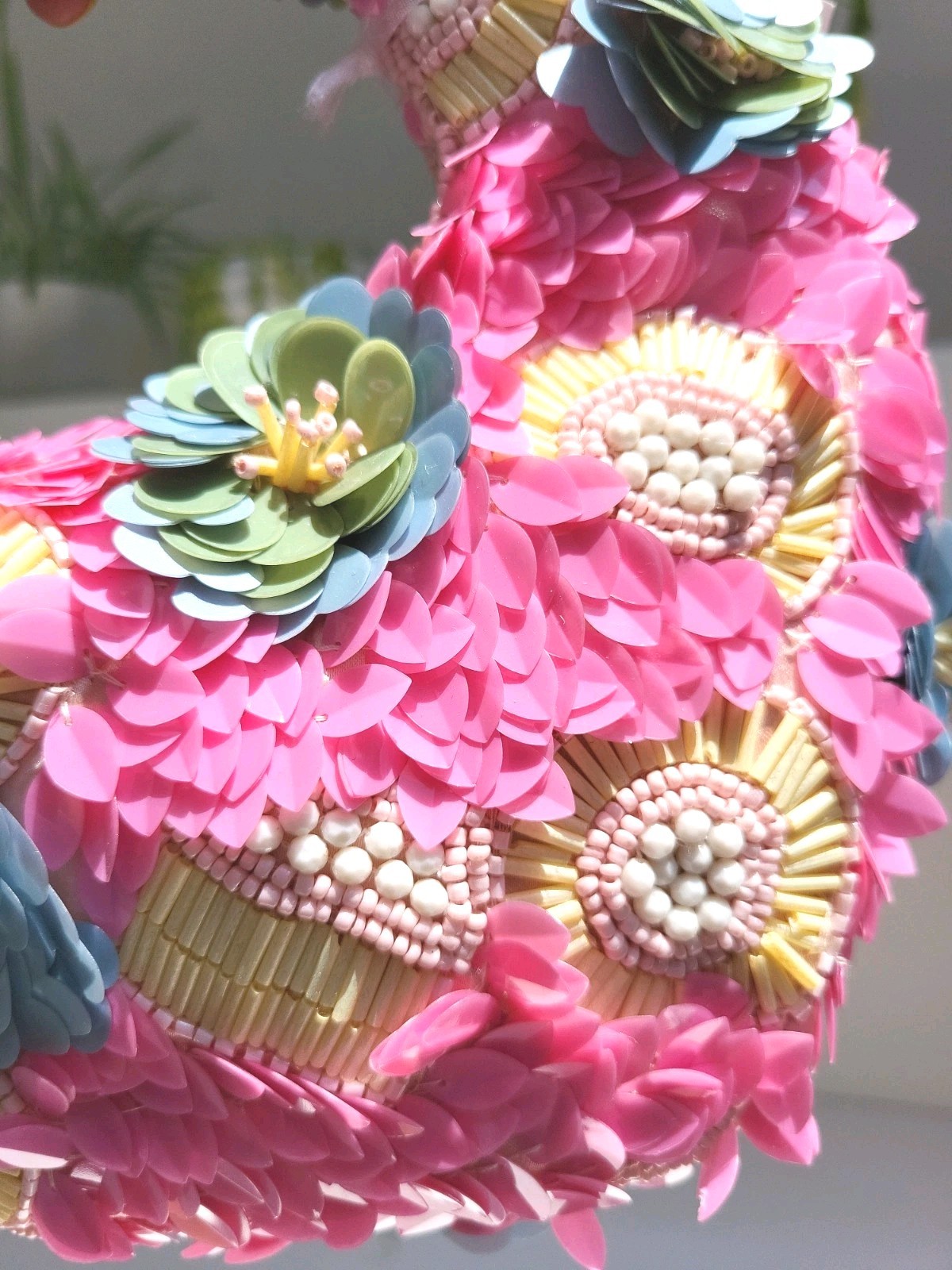 NWT Viral HANDCRAFTED IN INDIA Pink Floral Garden 3D Appliqué Flowers Beaded Bag