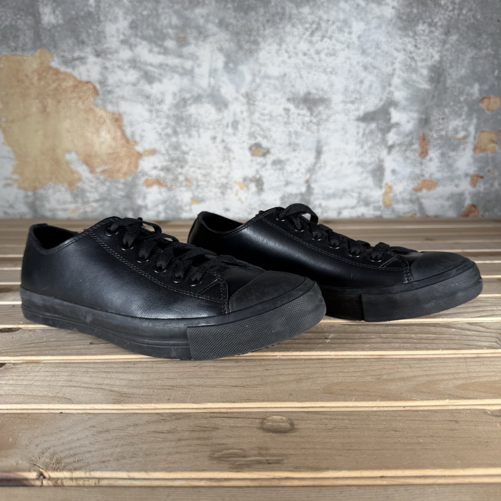 Shoes For Crews Delray 38649 Black Leather Slip Resistant Size 7.5M / 9W Unisex