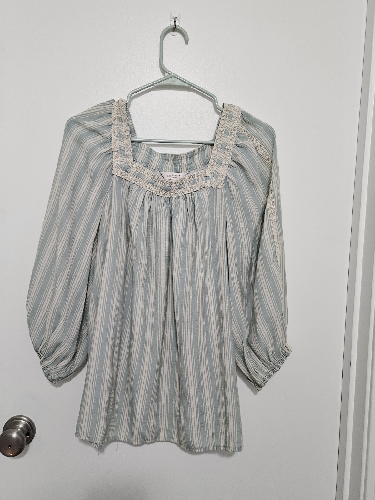 LC Lauren Conrad Striped Blouse Top XL Mint and Cream Square Neck 3/4 sleeve