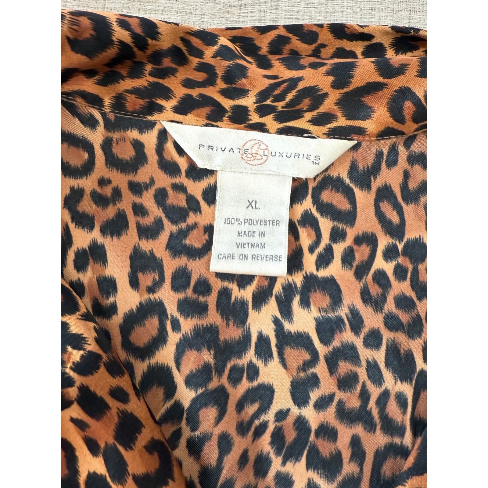 Leopard print satin button up blouse oversized XL