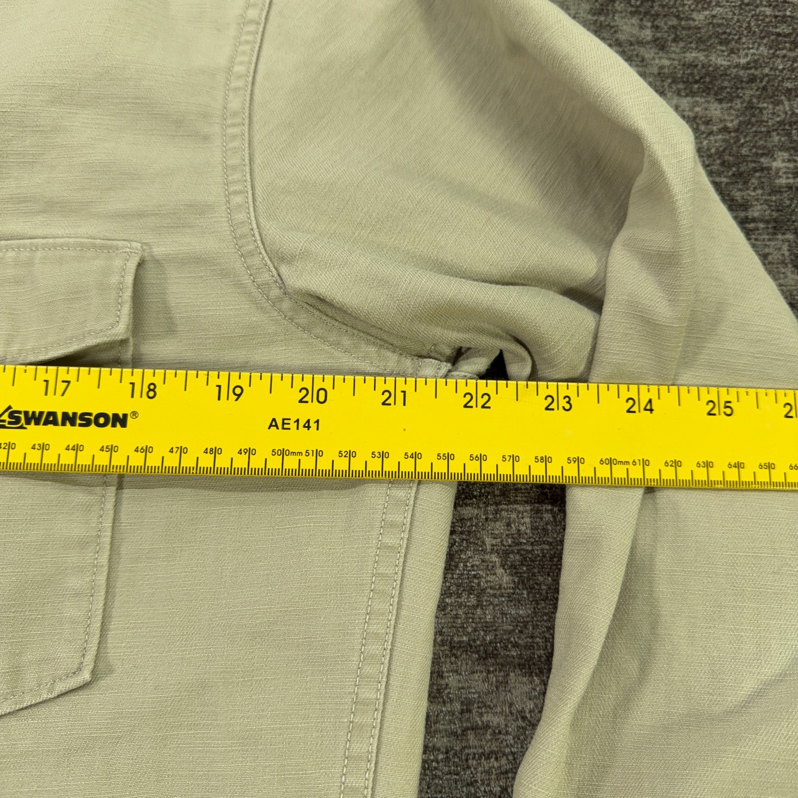J.Crew Wallace & Barnes Shirt Jacket Men Medium Beige Military Work Chore Canvas