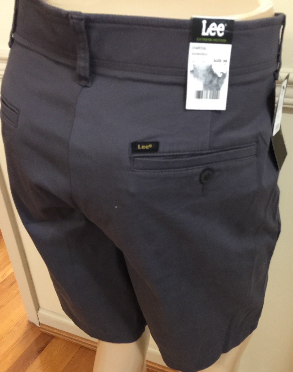 NWT Men Lee 98% Cotton 2% Elastane Short SZ 36 Extreme Motion Charcoal 104183503