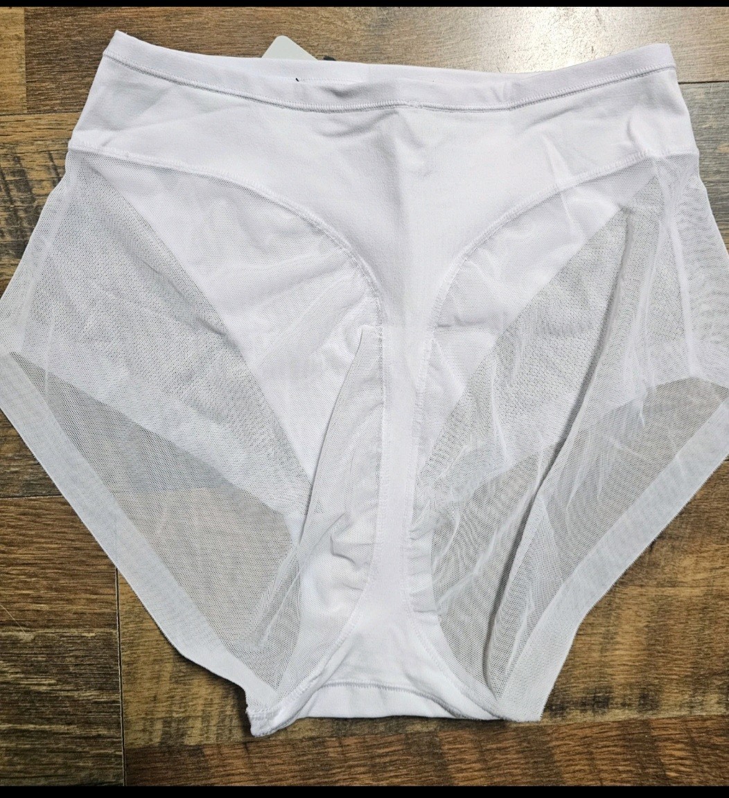 Leonisa Women’s Invisible High Waisted Tummy Control Underwear Shapewear Panties