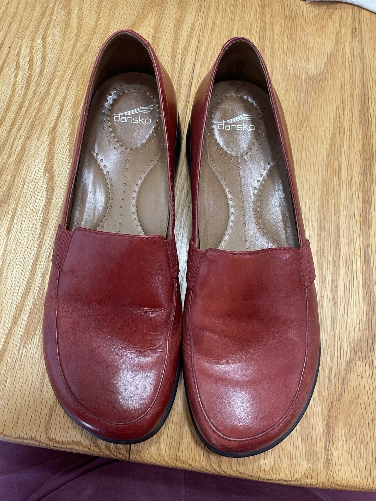 Dansko Red Burgundy Leather Slip On Loafers Womens EU 38 US 7.5-8 Comfort Shoes
