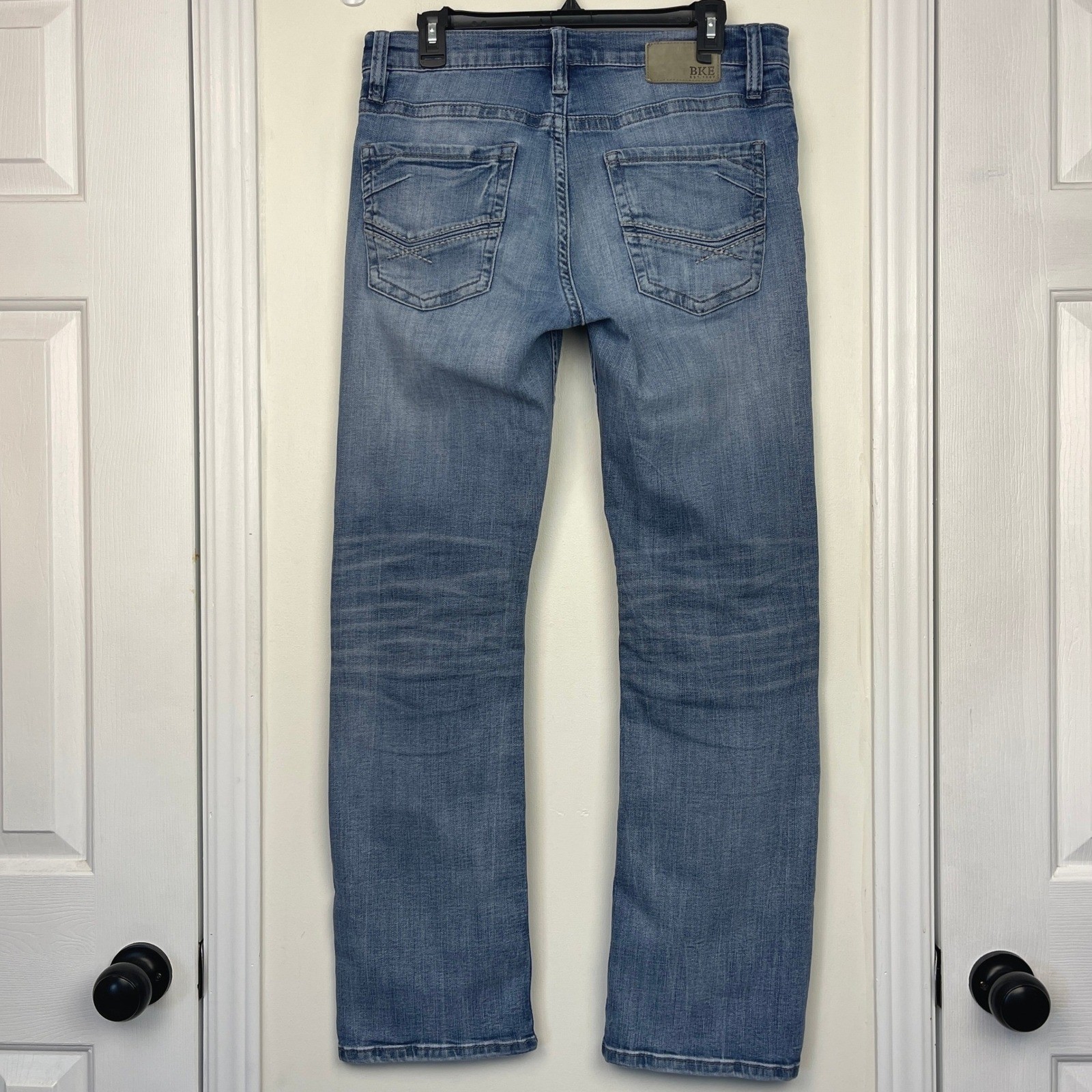 BKE Jake Straight Leg Stretch Mens 32×32 Distressed Light Wash Denim Blue Jeans