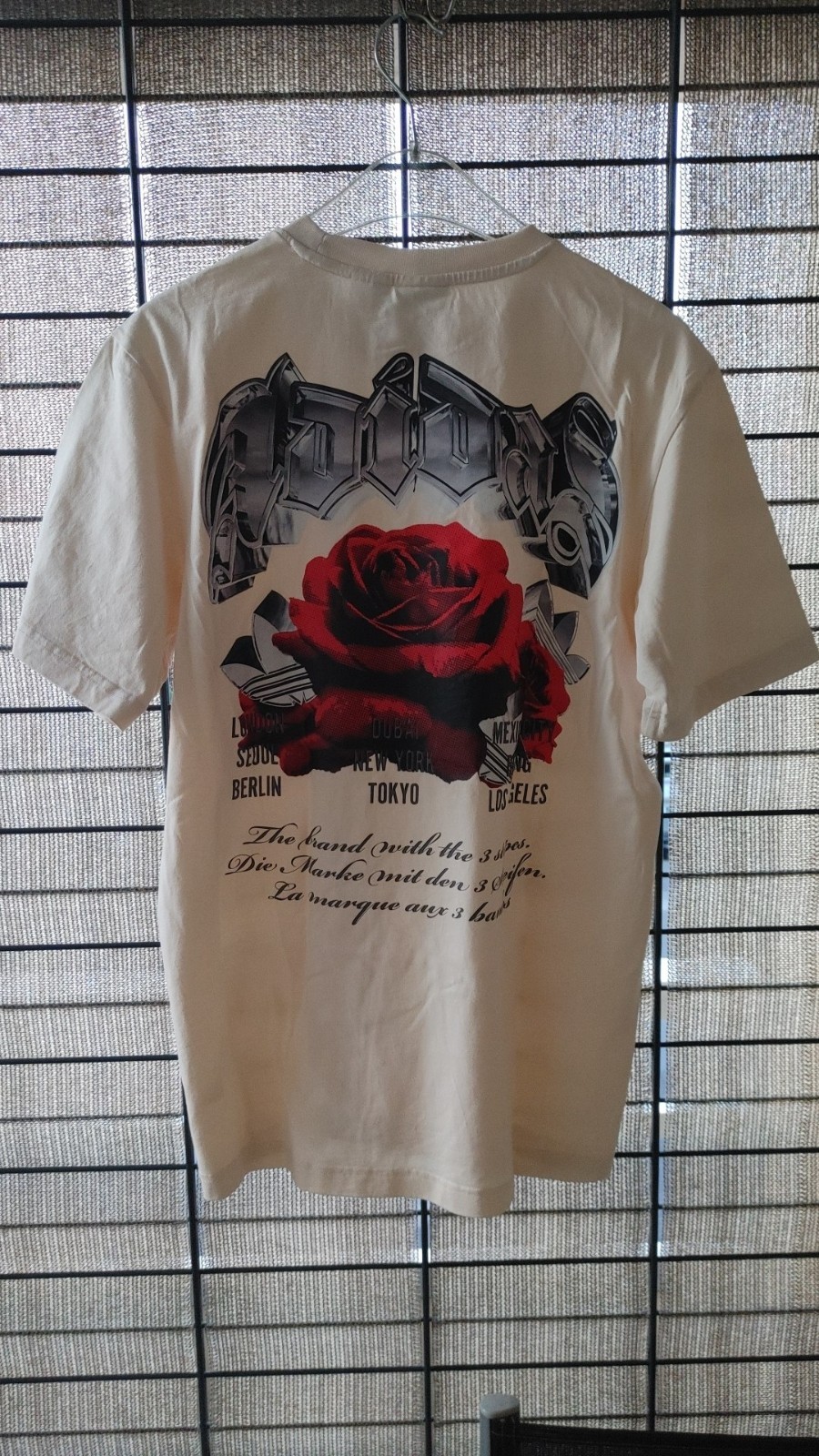 ADIDAS ROSE TREFOIL ~ Size M