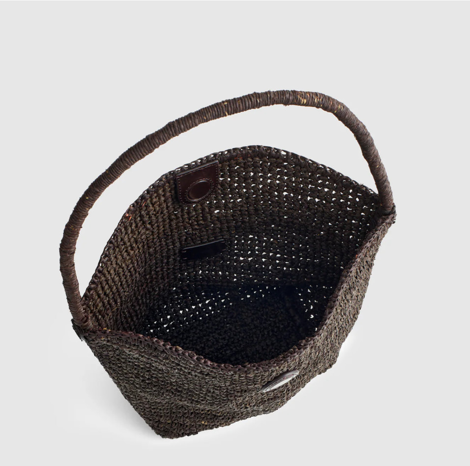 madewell The Signature Woven Shoulder Bag in Raffia