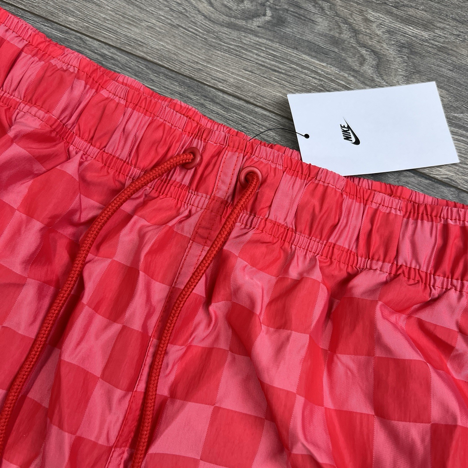 Nike Shorts Sz Large Mens University Red White Club Flow Checkers $60