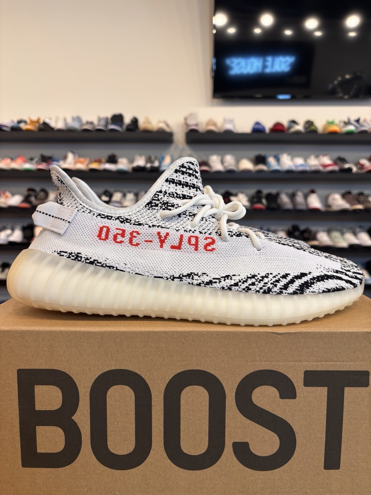 Adidas Yeezy Boost 350 V2 Zebra Size 12 Brand New CP9654 White Black Red