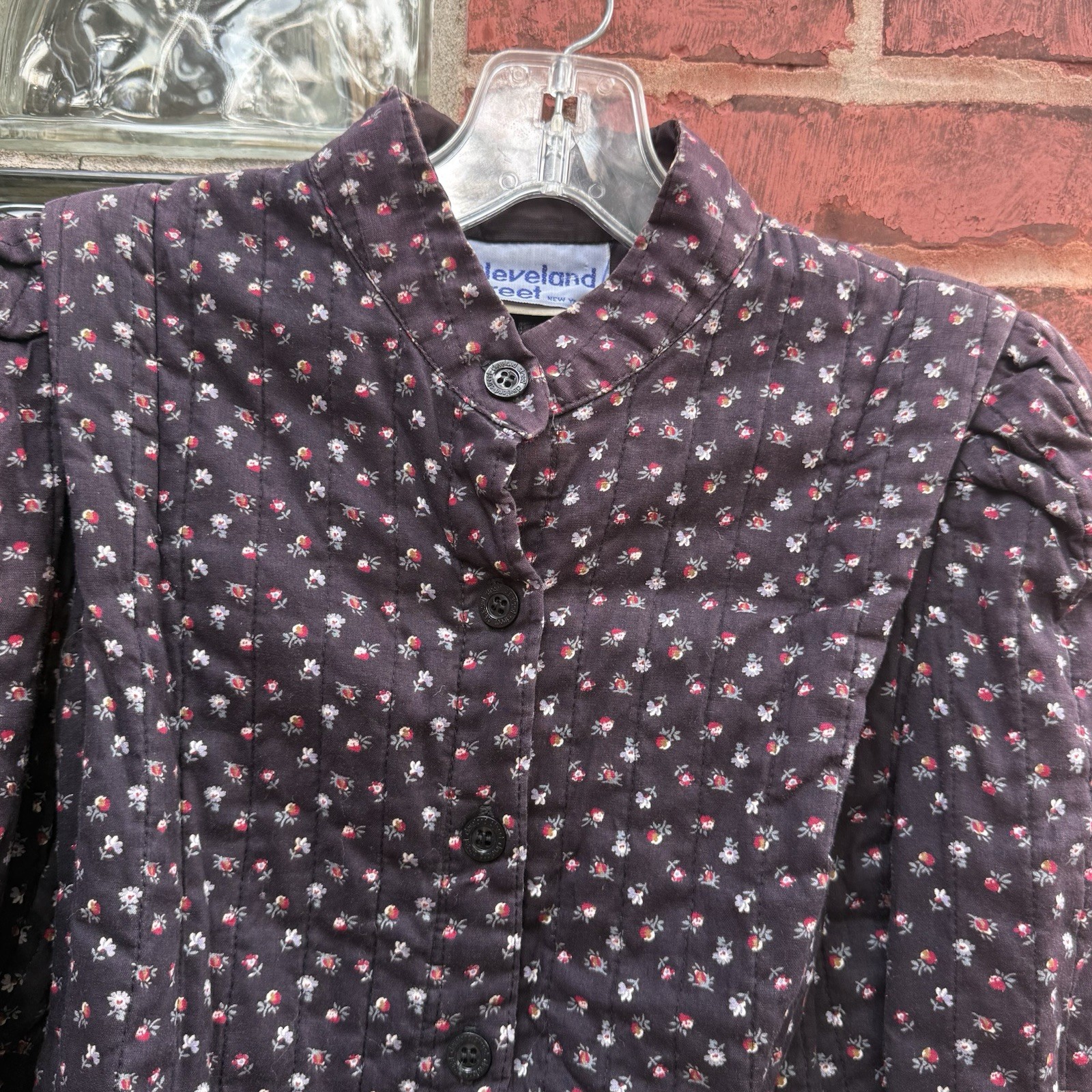 Vintage Quilted Floral Button Down Blouse Women’s Size Small