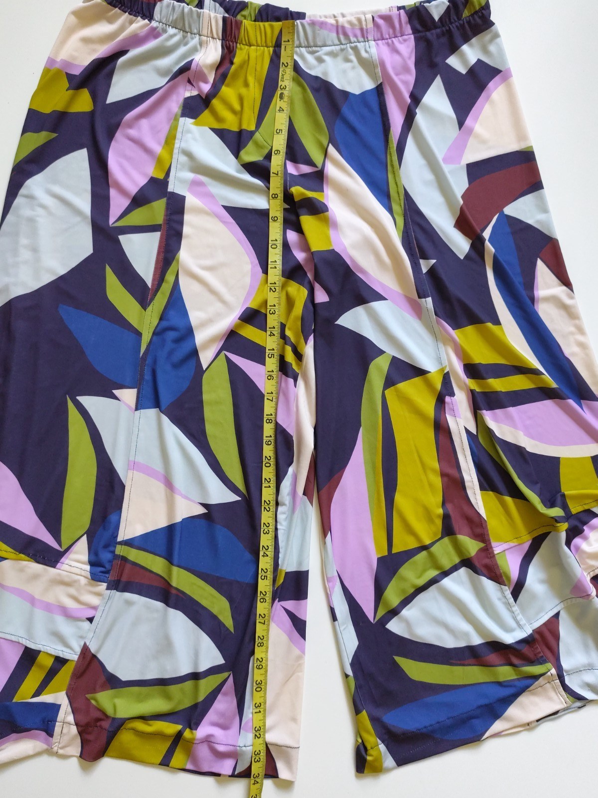 Alembika 2 pc. Set Tunic & Harem Cropped Oversized Pants Geometric Pattern L/XL