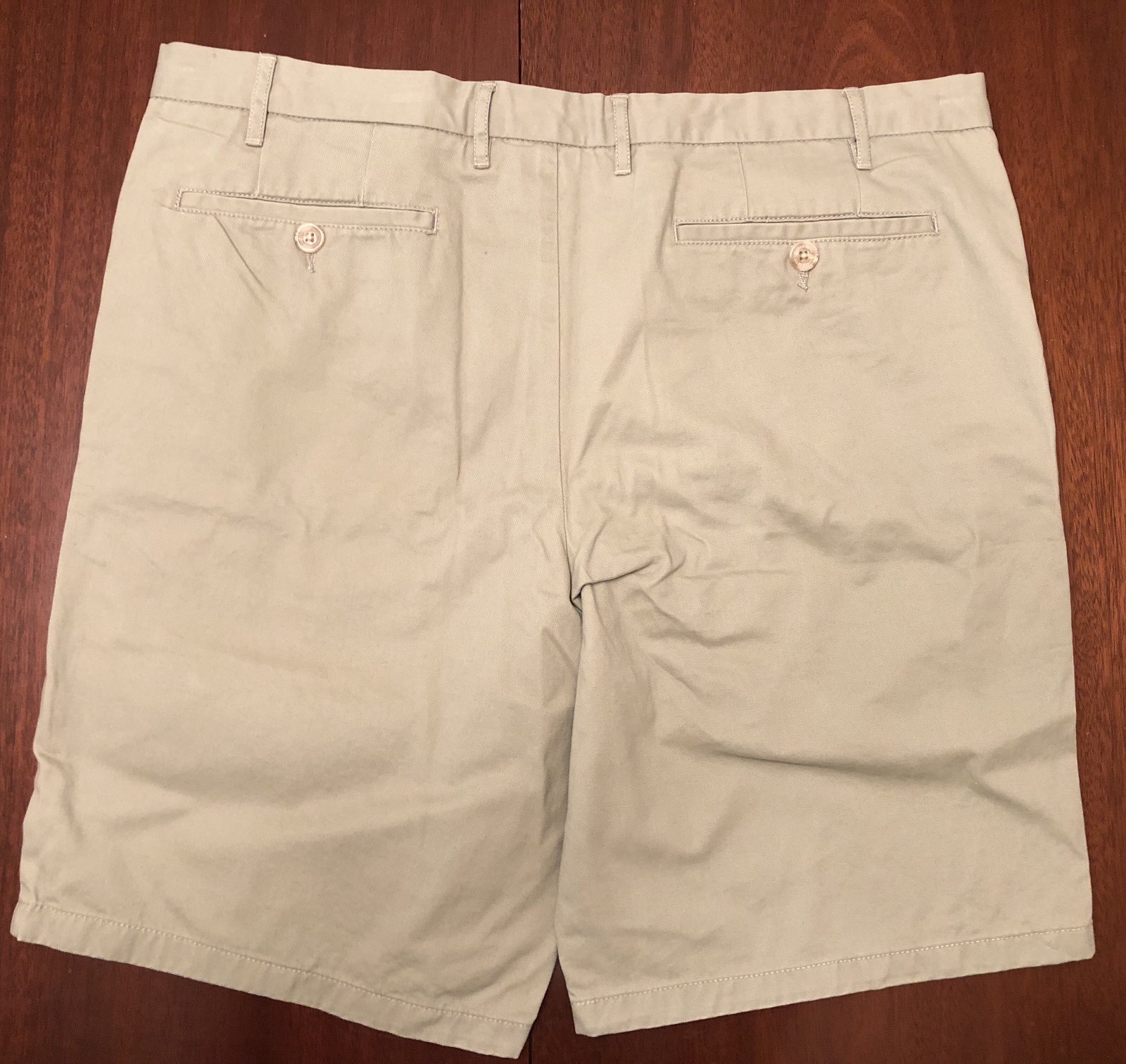 NEW TD Thomas Dean Men’s Size 38 x 9 1/2″ Flat Front Khaki 100% Cotton Short TAN